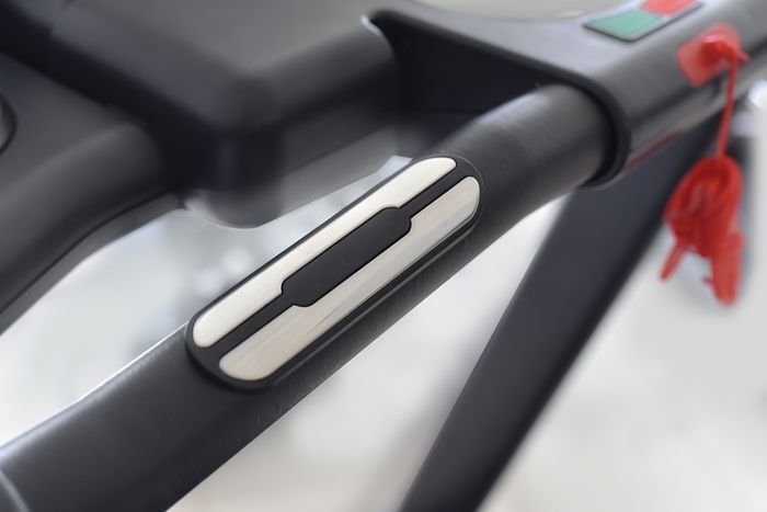 Бігова доріжка Toorx Treadmill Experience Plus TFT (EXPERIENCE-PLUS-TFT) 104192-1285036 фото