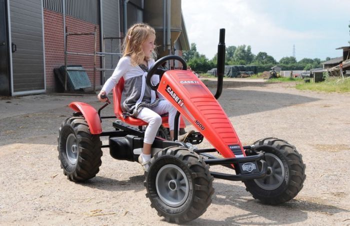 Веломобіль BERG Case-IH AF 03.73.72 2587-3103 фото
