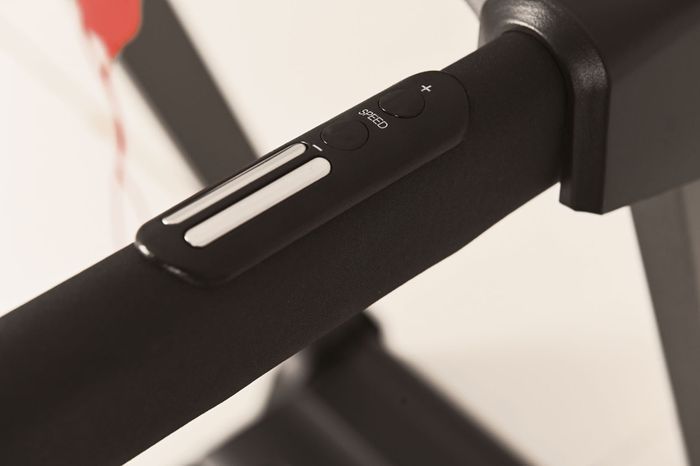 Бігова доріжка Everfit TFK 230 &ndash; домашні тренування з комфортом та ефективністю 931234 фото