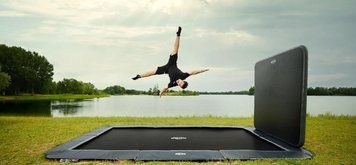 Прямокутний грунтовий батут з стіною BERG Ultim Champion FlatGround 410 Grey + AeroWall BLK&GRY 32.31.44.31 102186-3103 фото