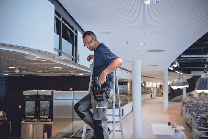 Bosch Комплект сумок та ручного інструмента, GWT2, GWT4 + 9 предметів 151257-129937 фото