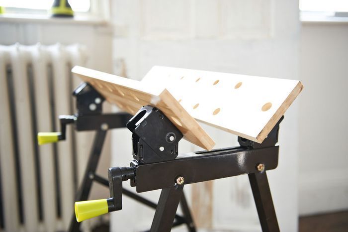 Ryobi Верстак складний RWB02 605x120x180мм навантаження до 100кг 6.5кг 150277-129937 фото