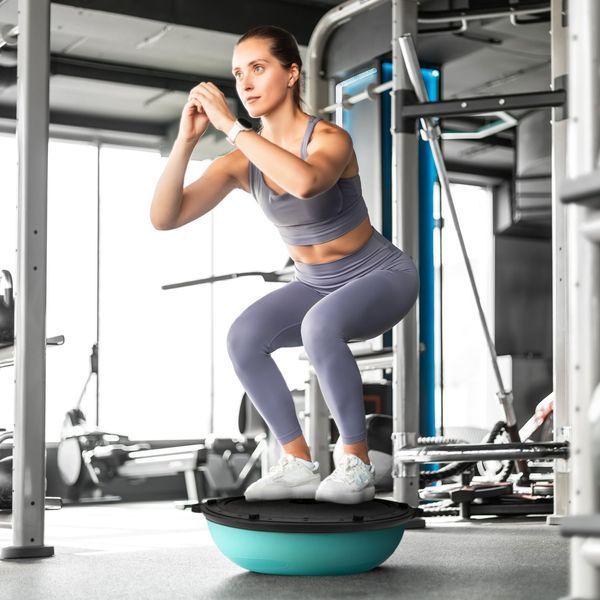 Балансувальна півсфера Gymtek G-42645 Flex Core Half Ball 58 см Блакитна &ndash; тренажер для балансу, силових і кардіо вправ вдома 5905884426456 фото