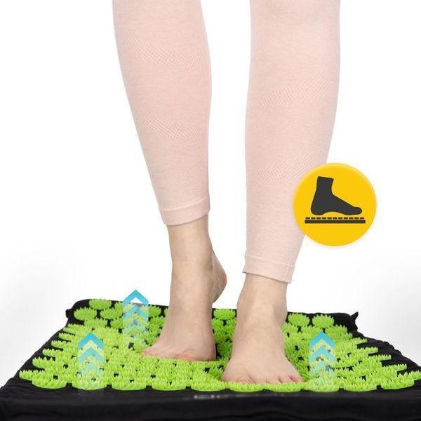 Килимок акупунктурний з валиком 4FIZJO Classic Mat Аплікатор Кузнєцова Black/Green (P-5907222931745) 147928-2692 фото