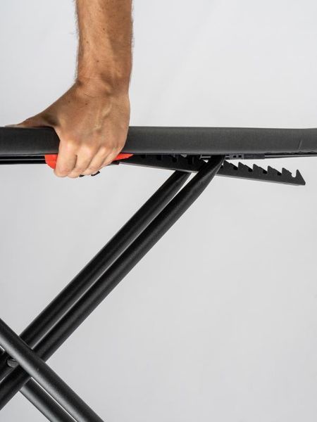 Дошка для прасування Rolser K-22 Black Tube Blanco/Negro &ndash; сучасний дизайн та максимальна функціональність 931978 фото