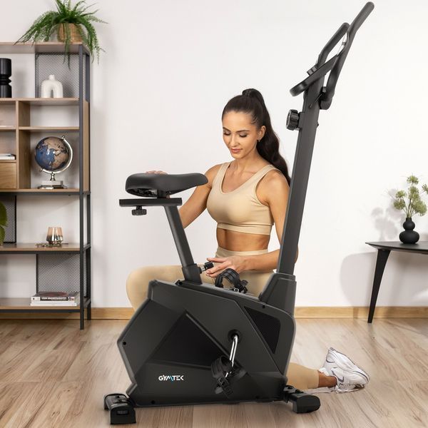 Велотренажер Gymtek XB1300 чорний &ndash; домашній магнітний велотренажер для фітнесу 5905884425817 фото