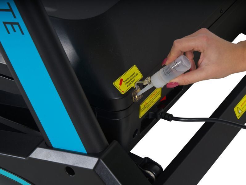 Бігова доріжка електрична THUNDER IGNITE-S-TFT-BLACK &mdash; сучасна мультимедійна доріжка для дому IGNITE-S-TFT-BLACK фото