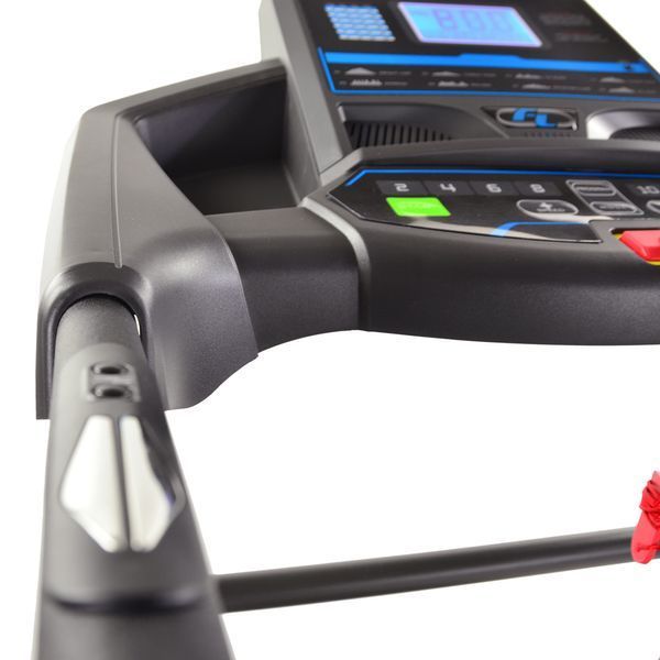Бігова доріжка FitLogic T33E &mdash; стильні та ефективні тренування вдома T33E фото